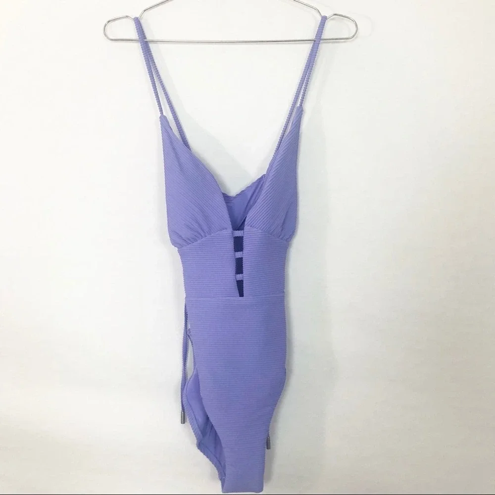 NWT Red Carter Ribbed Plunge One Piece Swimsuit‎ Size Large Lilac Riviera Sunset